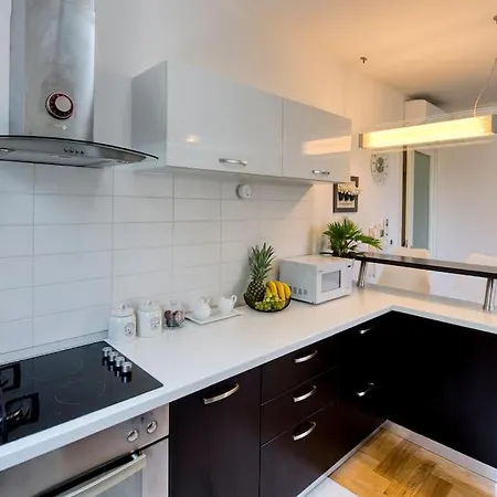 Apartment Mashadreamhome *